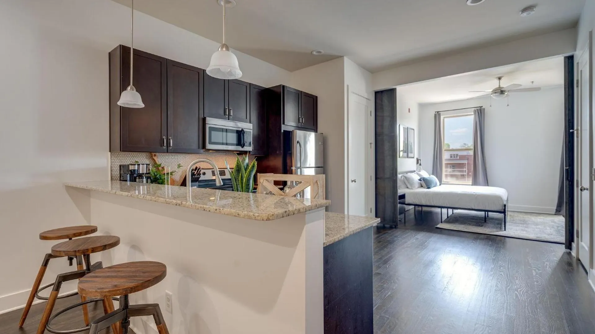 Holiday home Lofts At 30Th - Urban Bungalow - Minutes To Broadway Nashville United States